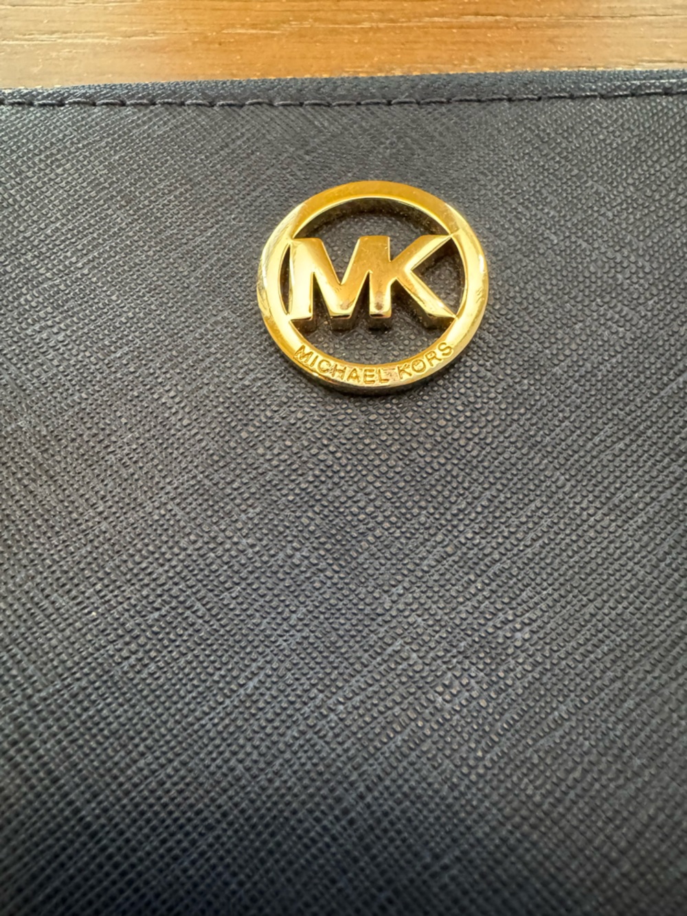 Michael Kors Navy Blue Textured Wallet with Gold MK Emblem - Picture 4 of 6